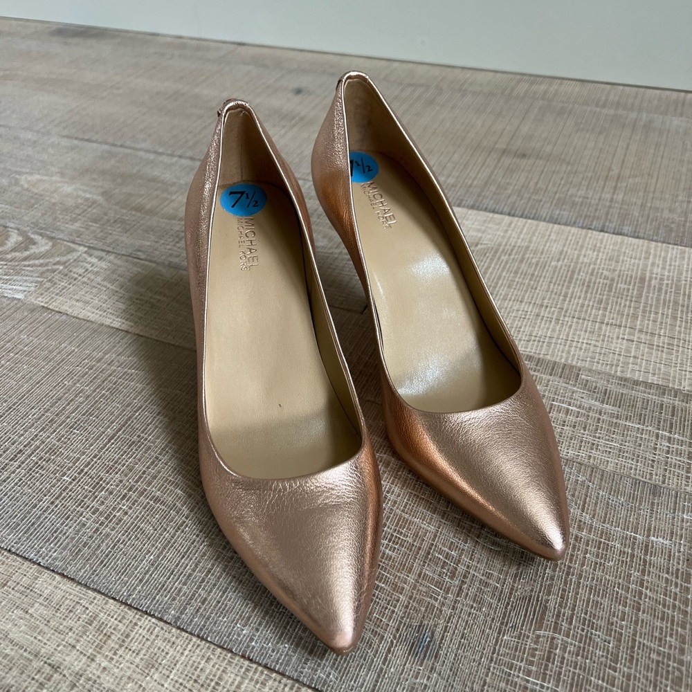 NEW Michael Kors Rose Gold Sparkly Heels - size 7.5